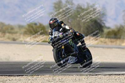 media/Dec-06-2025-CVMA (Sat) [[4a896cc04c]]/Race 4-Formula Middleweight/